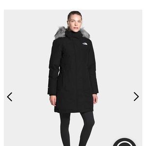 Women’s Northface Arctic Parka